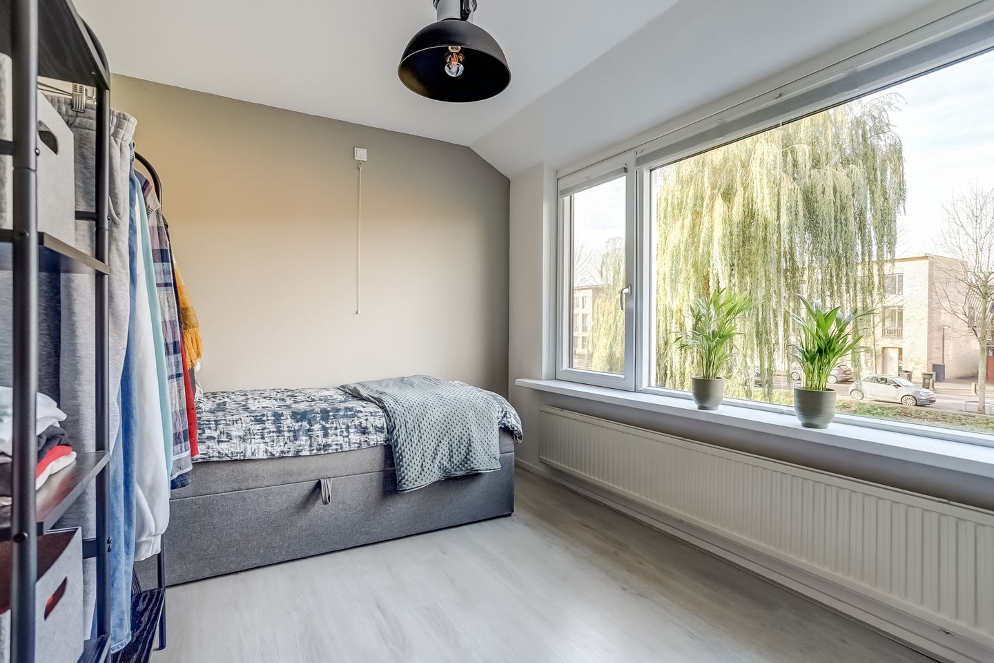 Photo 25 of Maasstraat 23