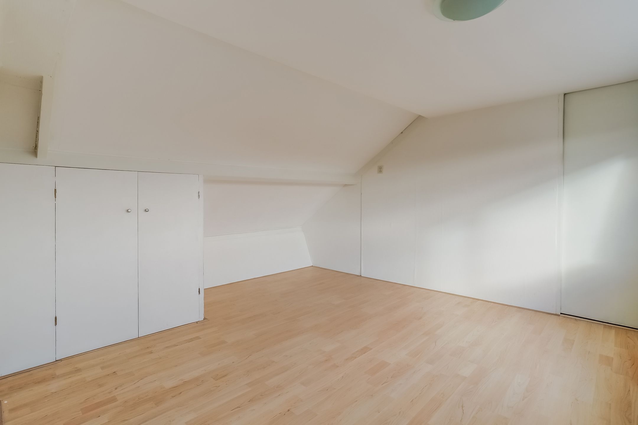 Photo 39 of Maasstraat 23