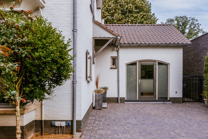 Photo 7 of Beekstraat 18