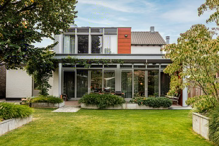 Photo 42 of Beekstraat 18