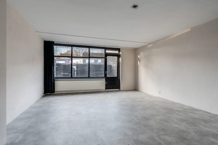 Photo 11 of Dorth 21