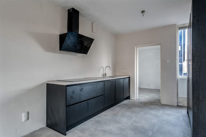 Photo 15 of Dorth 21