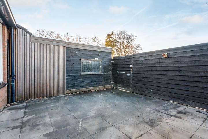 Photo 19 of Dorth 21