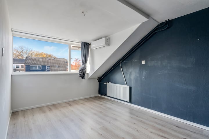 Photo 27 of Dorth 21