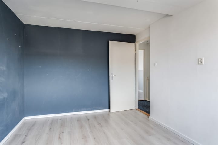 Photo 28 of Dorth 21