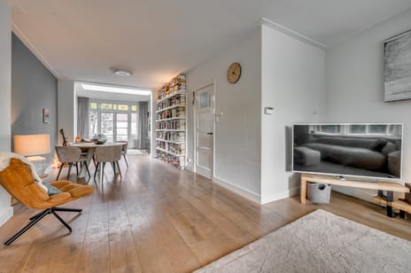 Pastoor Deckersstraat 1 secondary image