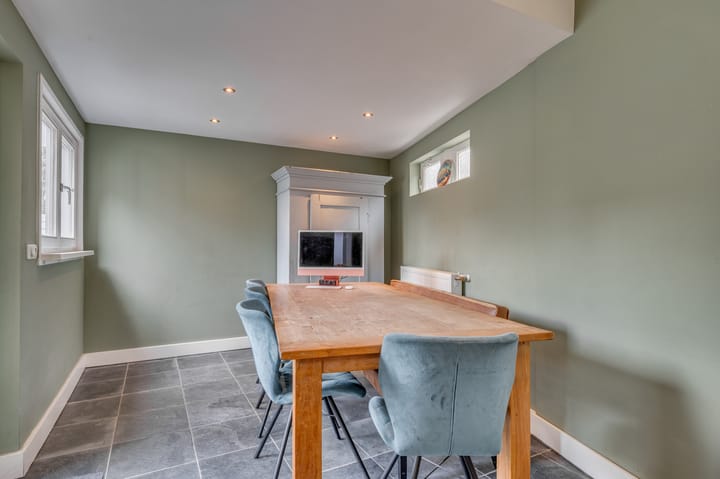 Foto 19 van Pastoor Deckersstraat 1