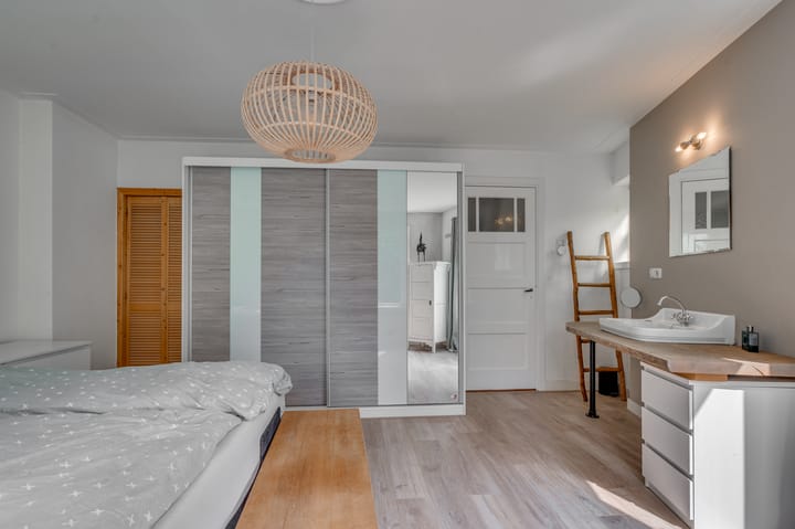 Foto 29 van Pastoor Deckersstraat 1