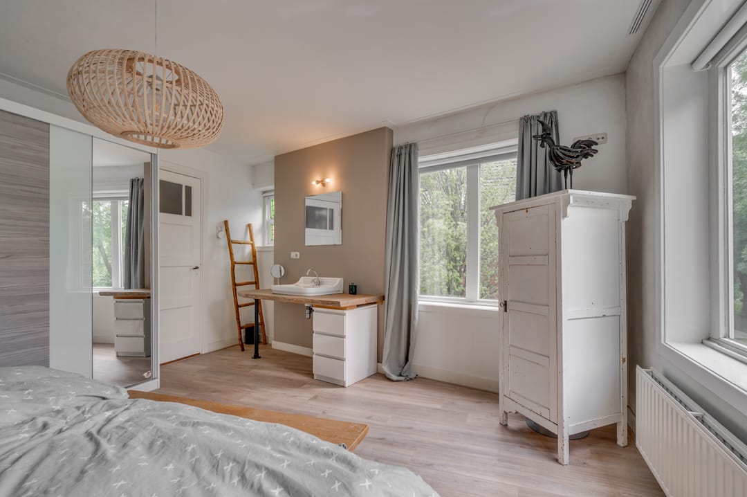 Foto 31 van Pastoor Deckersstraat 1