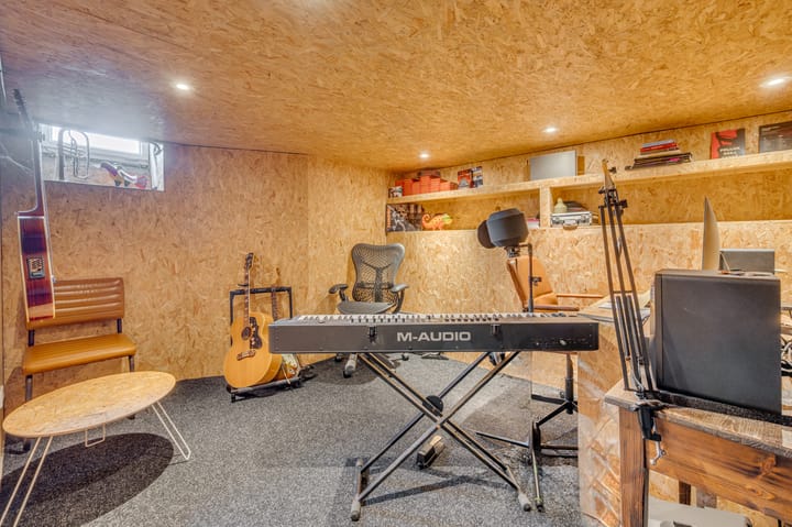 Foto 50 van Pastoor Deckersstraat 1