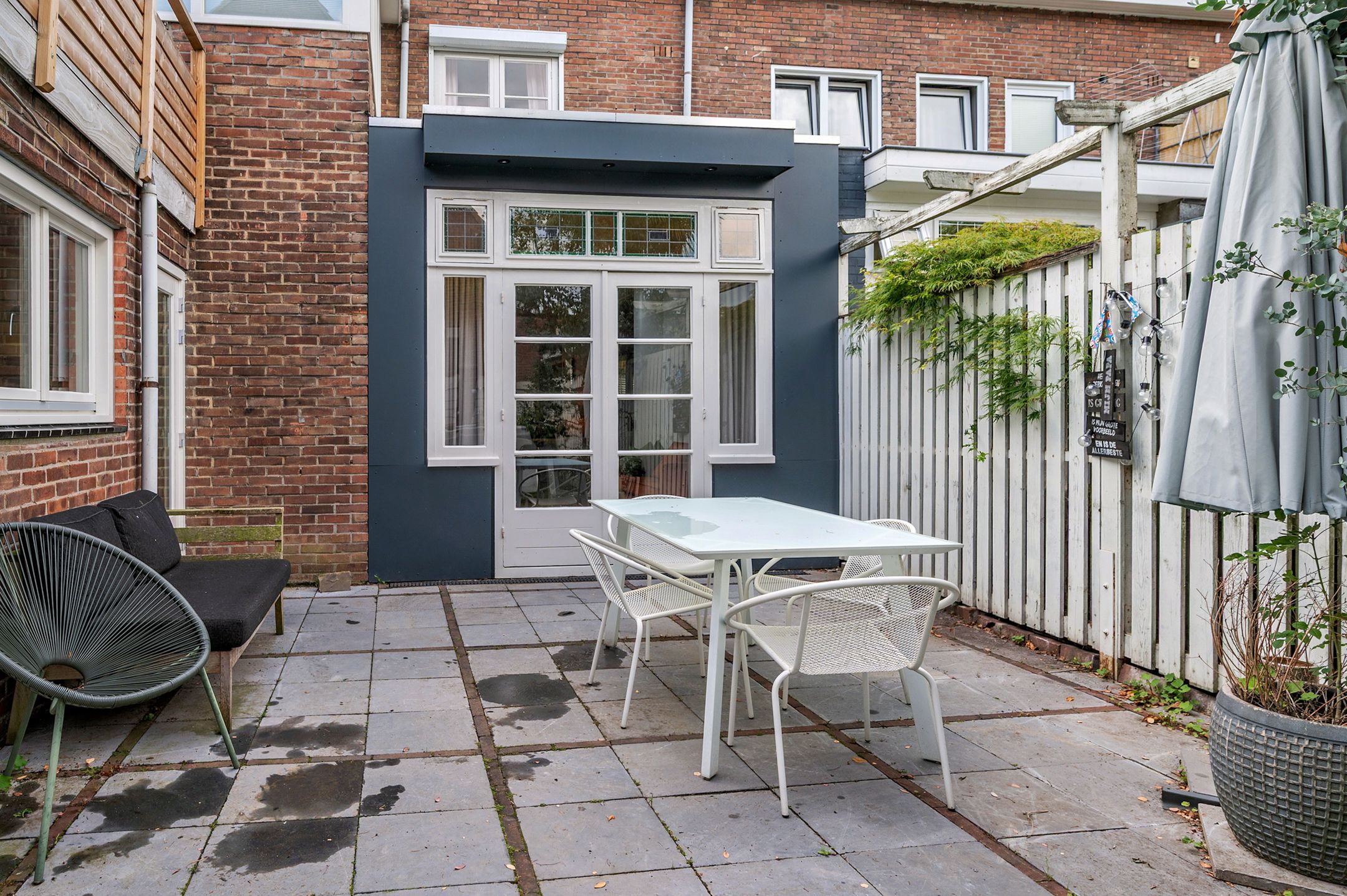 Foto 57 van Pastoor Deckersstraat 1