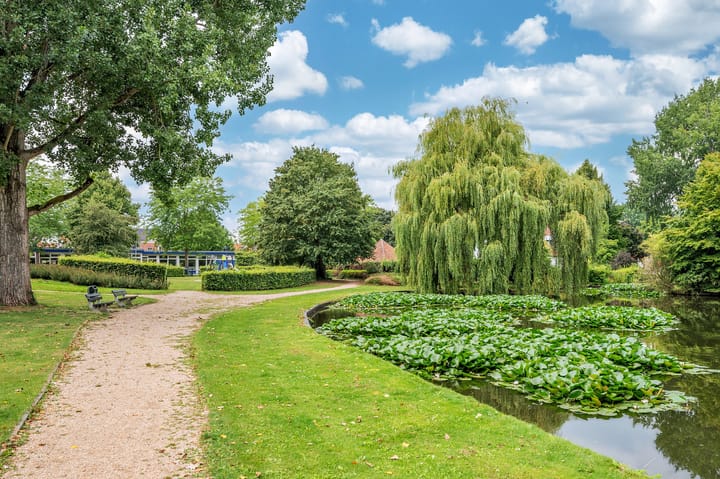 Foto 61 van Pastoor Deckersstraat 1