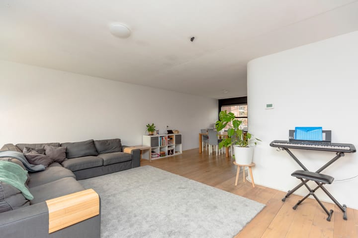 Photo 11 of Burgemeester Wermenbolstraat 16