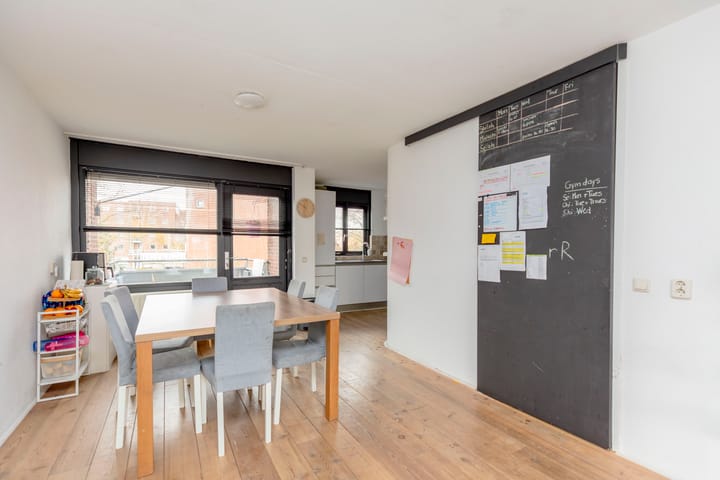 Photo 13 of Burgemeester Wermenbolstraat 16