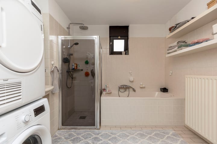 Photo 20 of Burgemeester Wermenbolstraat 16