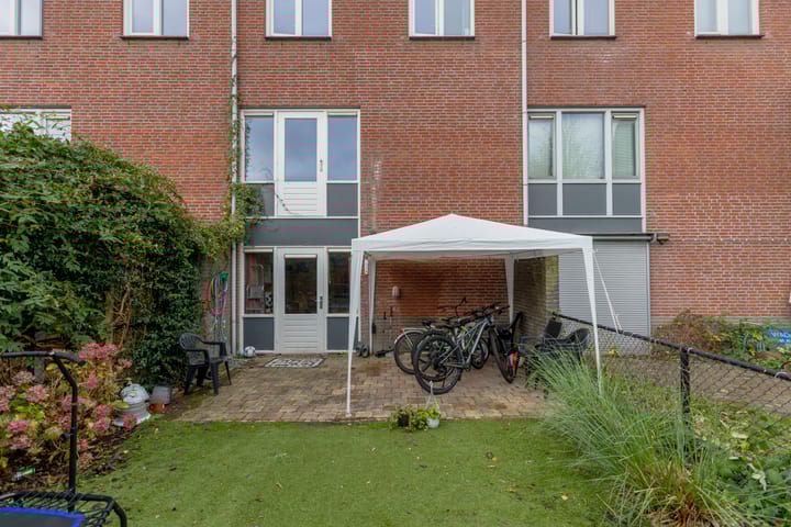 Photo 33 of Burgemeester Wermenbolstraat 16