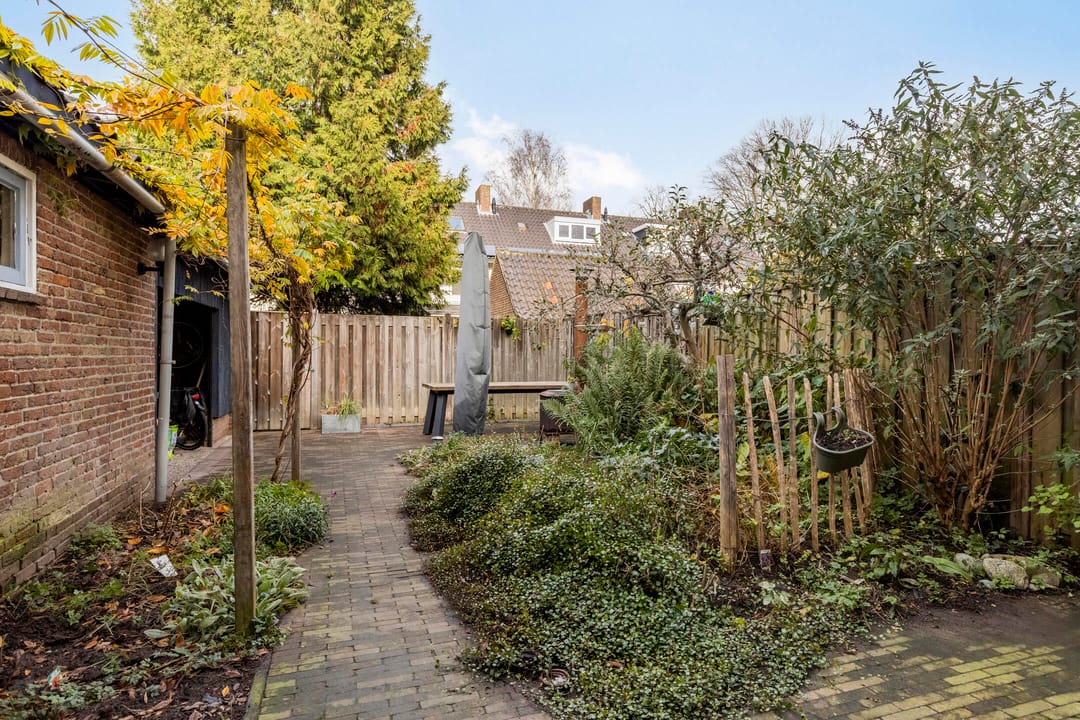 Foto 31 van Biezenstraat 18