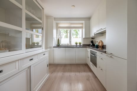 De Eng 46 secondary image