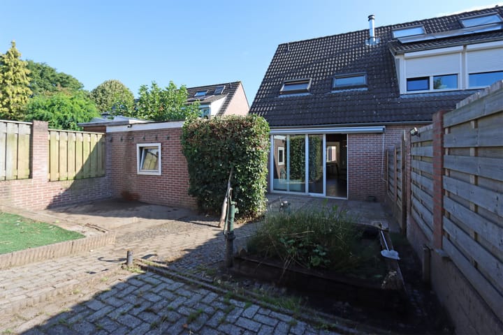 Photo 6 of Bremstraat 37