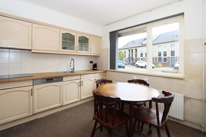 Photo 17 of Bremstraat 37