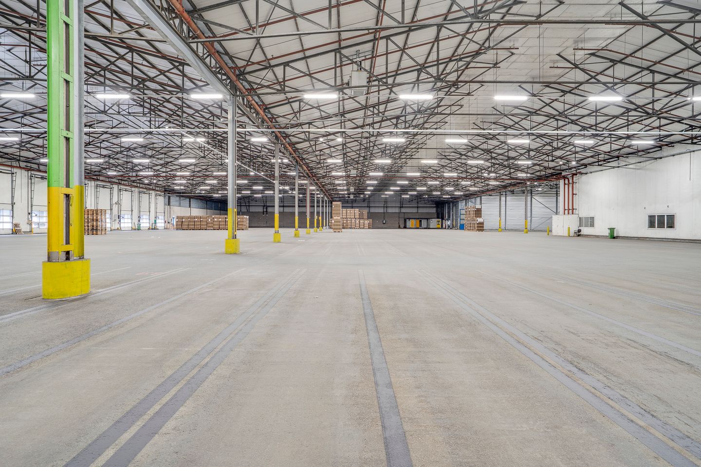 View photo 3 of Venrayseweg 108