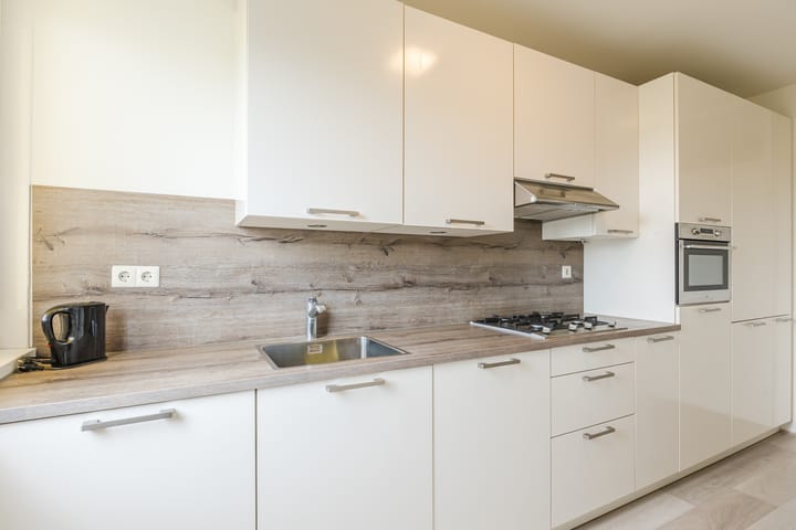 Photo 13 of Menno ter Braakstraat 42