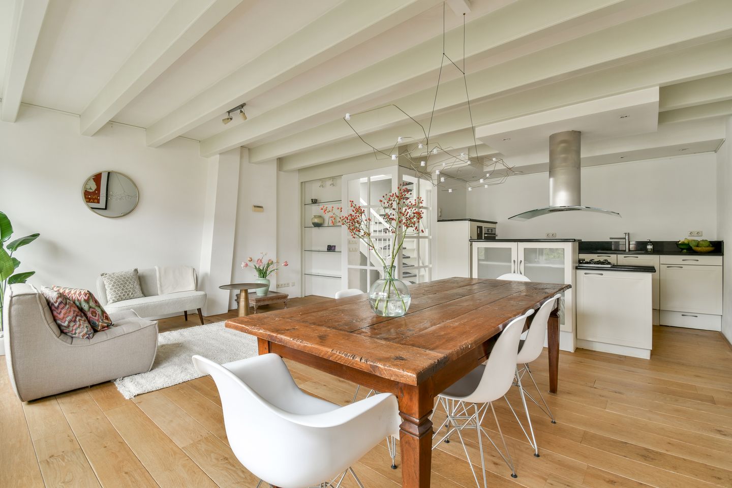 Photo 4 of Michelangelostraat 99-3