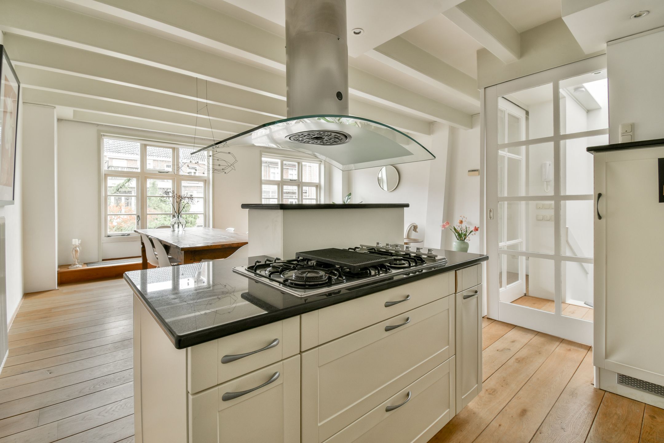 Photo 9 of Michelangelostraat 99-3