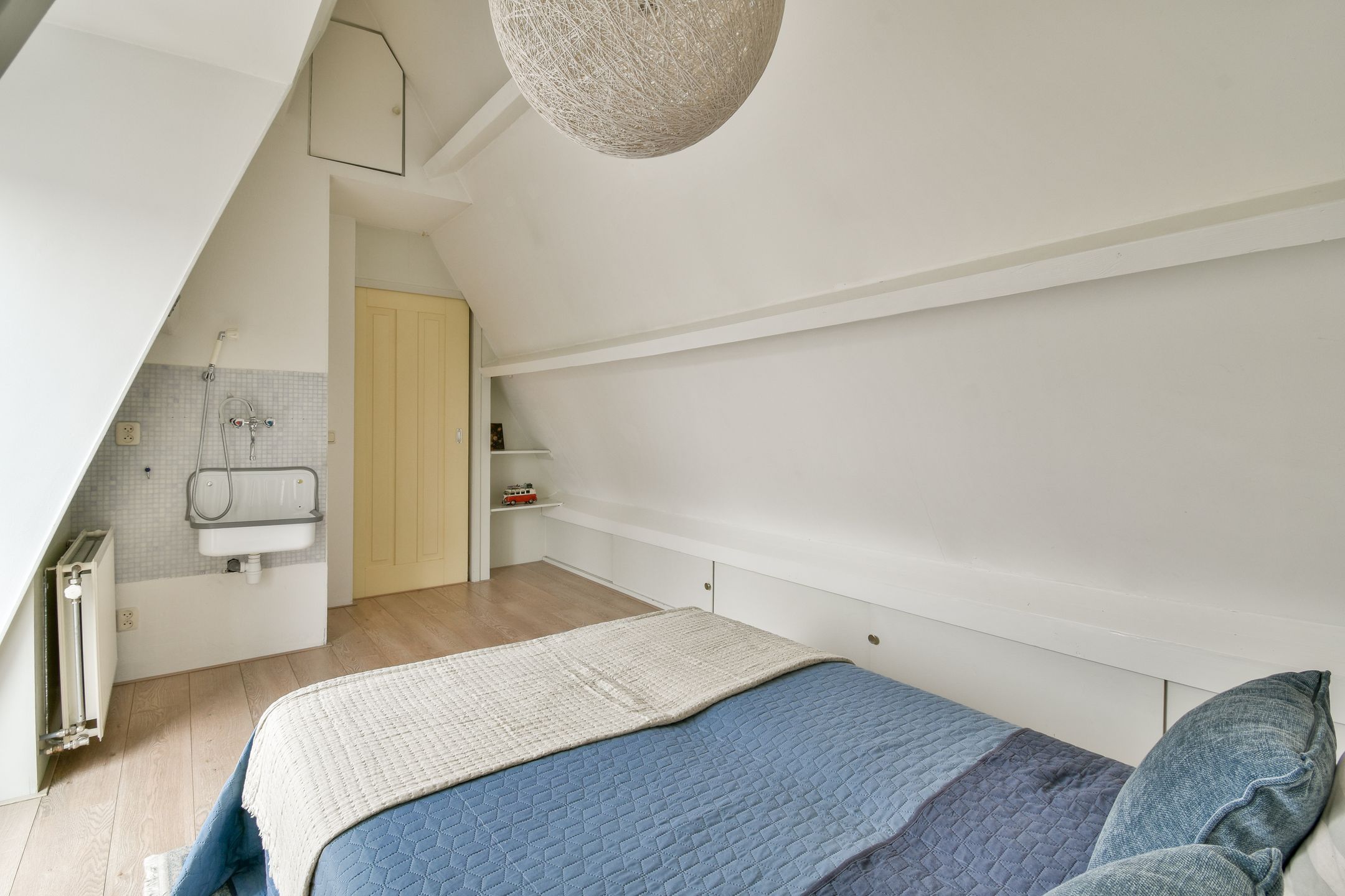 Photo 18 of Michelangelostraat 99-3