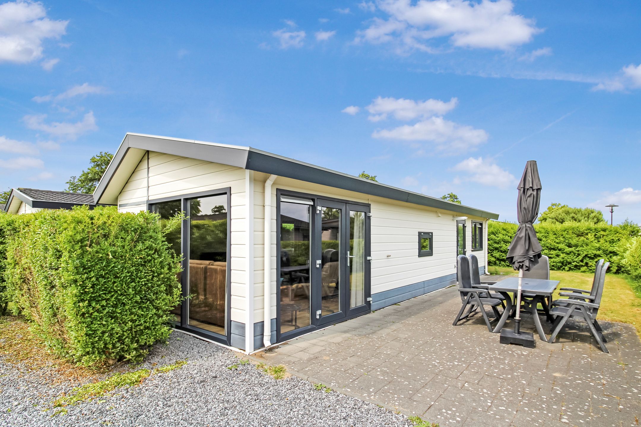 2-bedroom freehold villa in Noordwijk (ZH) — photo 1 of 5