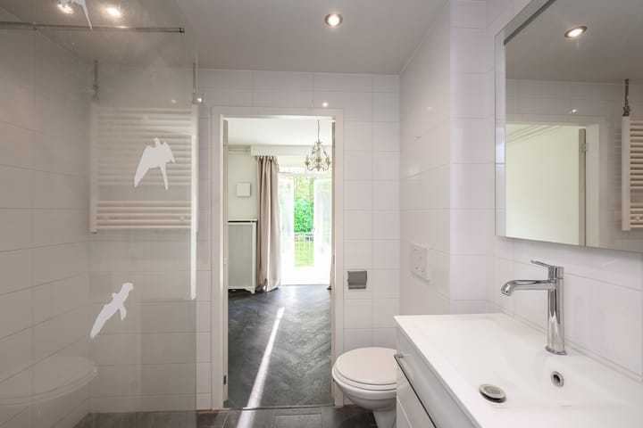 Photo 10 of Vaartweg 128