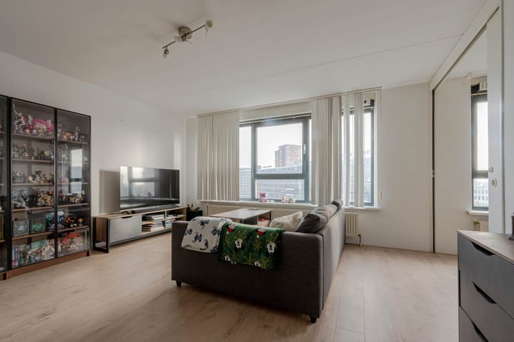 Foto 2 van Zuidplein 662