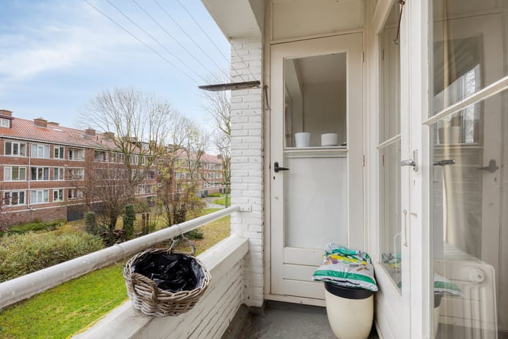 Photo 14 of Moddermanstraat 28