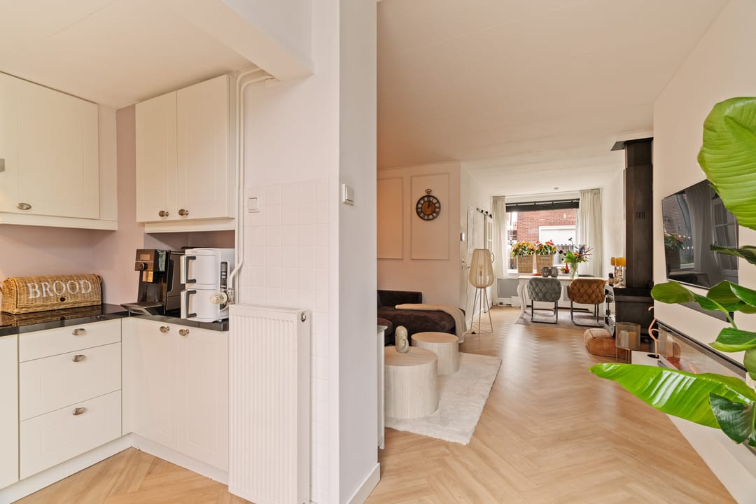 Photo 11 of Wilhelminastraat 26