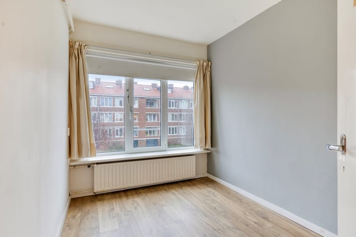 Photo 20 of Moddermanstraat 28