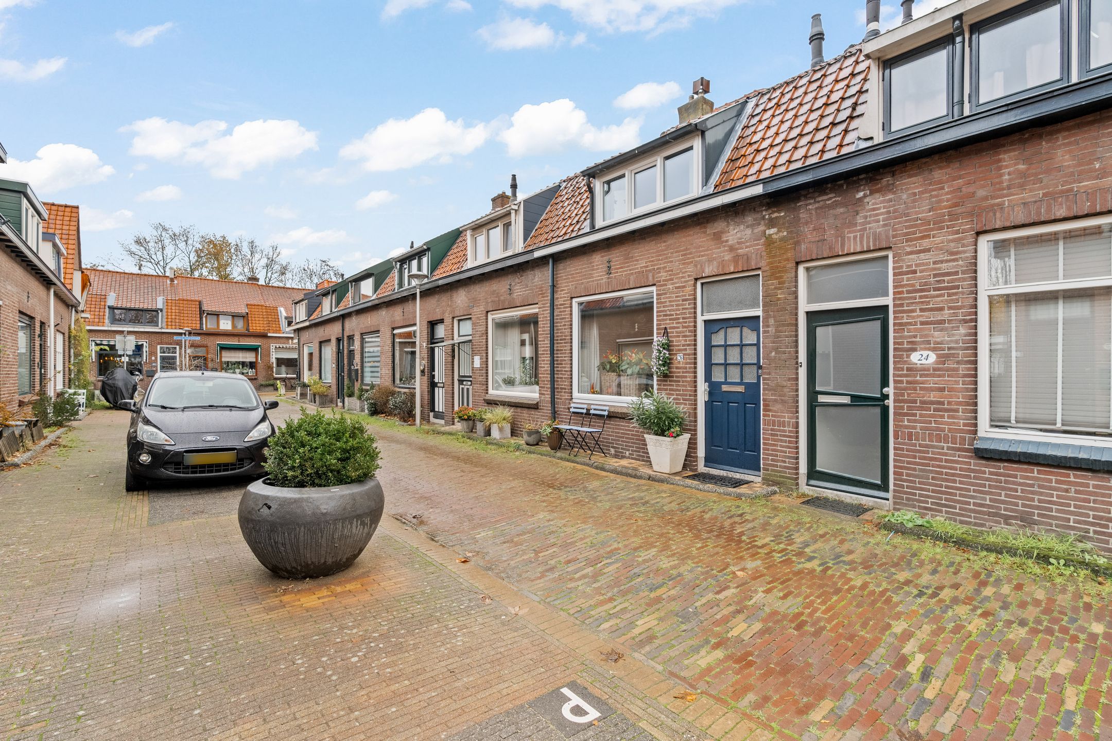 Photo 27 of Wilhelminastraat 26