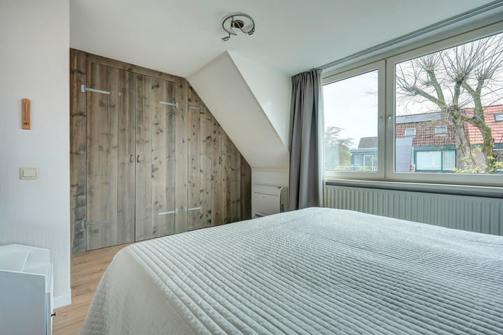 Foto 13 van Vuchtelanden 27