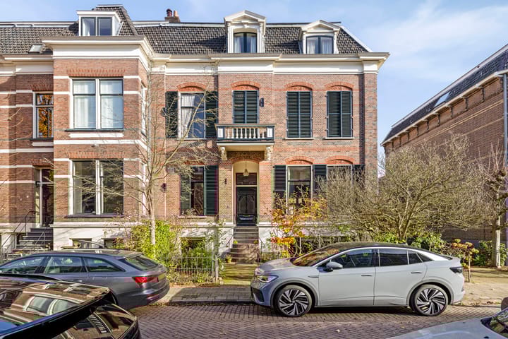 Foto 38 van Rozenhoflaan 7