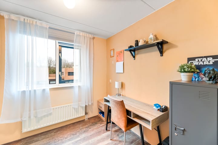 Photo 27 of Suze Groeneweglaan 100