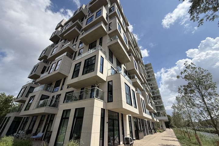 Foto 16 van Haarlemmerweg 776