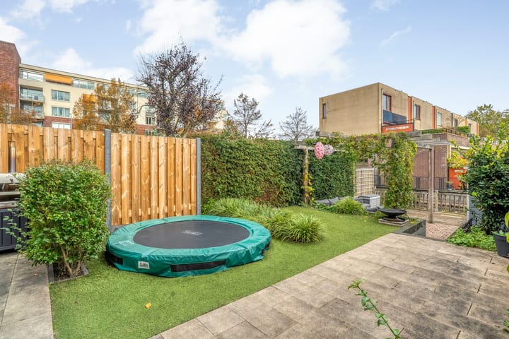 Photo 2 of Verhulststraat 96