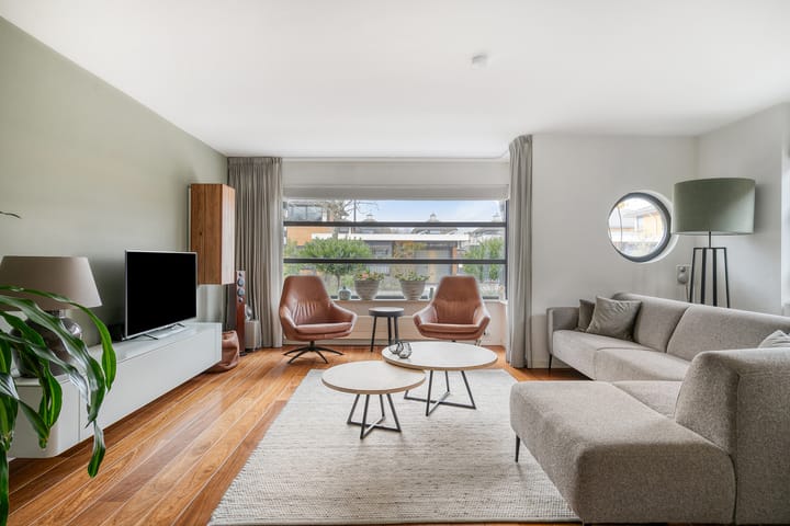 Photo 6 of Stekelvaren 14