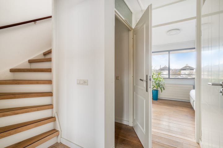 Photo 31 of Stekelvaren 14