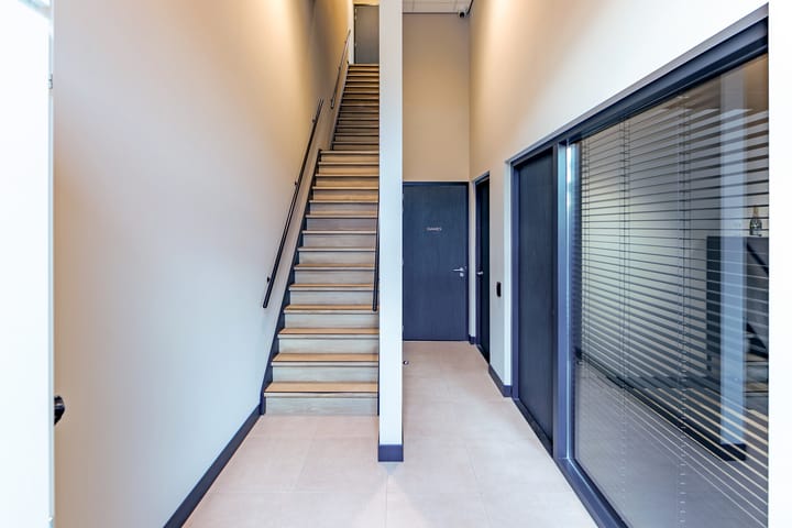 Sydneystraat 4-8, Lijnden