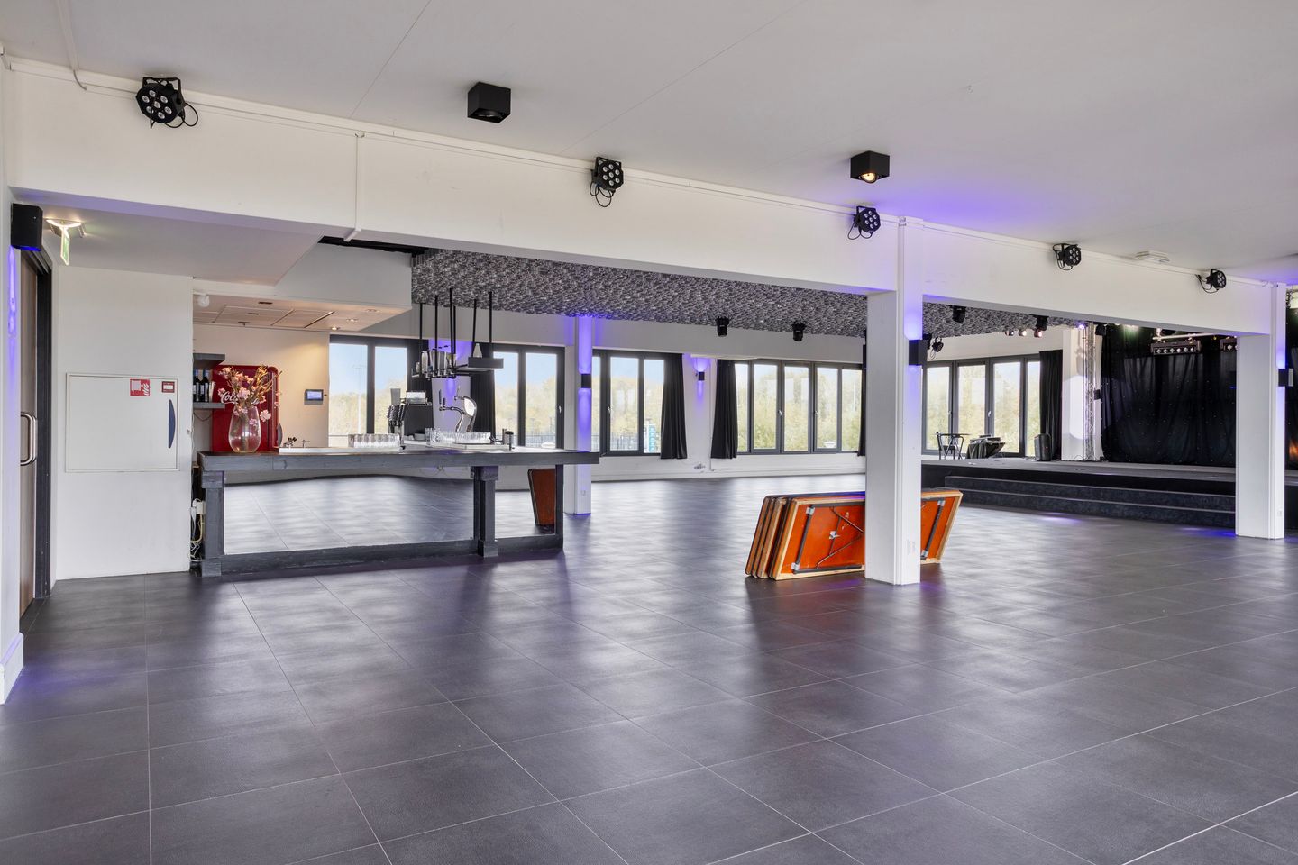 View photo 5 of Reinaldapad 10