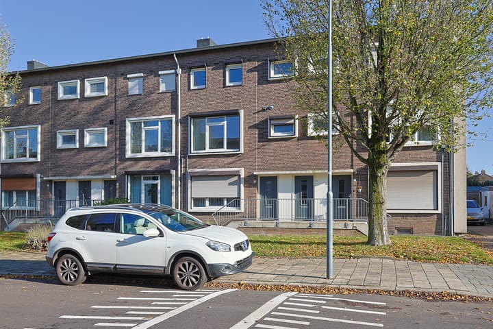 Photo 5 of Charles Vosstraat 5