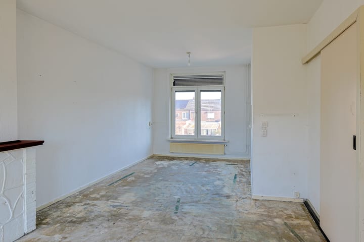 Photo 11 of Charles Vosstraat 5