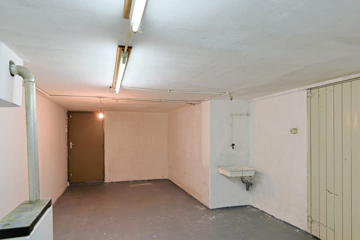 Photo 25 of Charles Vosstraat 5