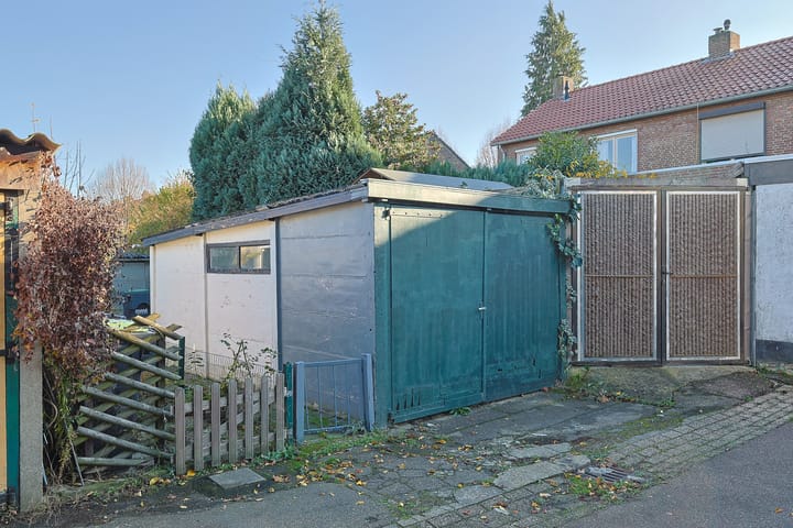 Photo 30 of Charles Vosstraat 5