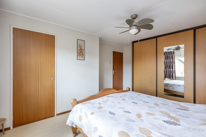 Photo 18 of Schoolstraat 57